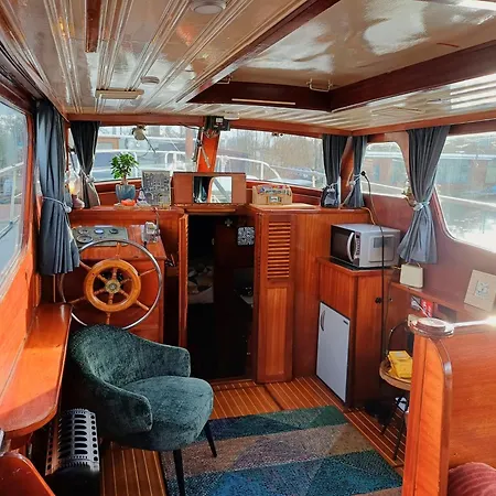 Motorjacht Flint * Amsterdam