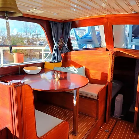 Motorjacht Flint