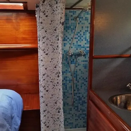 Motorjacht Flint * أمستردام