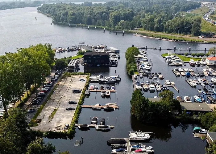 보트호텔 Motorjacht Flint