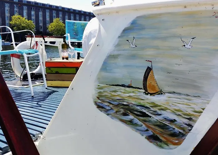 보트호텔 Motorjacht Flint *